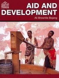 Abbildung von: Aid and Development - Evans Brothers Ltd