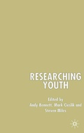 Cover: Researching Youth - Palgrave Macmillan