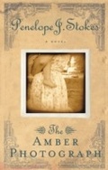 Cover: The Amber Photograph - Thomas Nelson