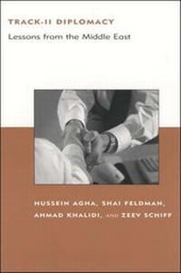 Abbildung von: Track-II Diplomacy - MIT Press