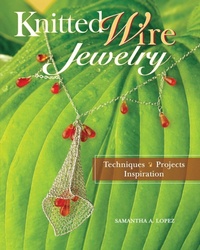 Abbildung von: Knitted Wire Jewelry - North Light Books