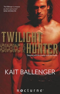 Enlarge image Cover: Twilight Hunter - Mills & Boon