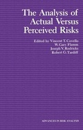 Cover: The Analysis of Actual Versus Perceived Risks - Kluwer Academic / Plenum Publishers