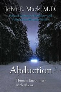 Abbildung von: Abduction: Human Encounters with Aliens - Scribner
