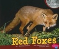 Cover: Red Foxes - Capstone Press
