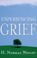 Cover: Experiencing Grief - B & H International