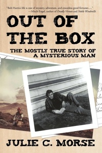 Abbildung von: Out of the Box - iUniverse