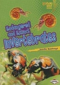 Cover: Endangered and Extinct Invertebrates - Lerner Publishing Group