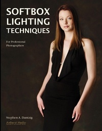 Abbildung von: Softbox Lighting Techniques For Professional Photographers - Amherst Media