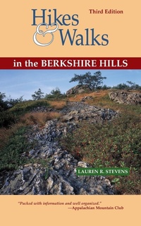 Abbildung von: Hikes & Walks in the Berkshire Hills - Countryman Press Inc.