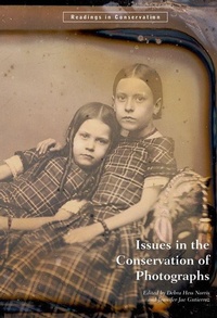 Abbildung von: Issues in the Conservation of Photographs - Getty Publications