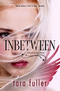 Enlarge image Cover: Inbetween - Entangled: Teen
