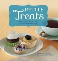 Abbildung von: Petite Treats - Ulysses Press