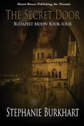 Cover: The Secret Door - Desert Breeze Publishing, Incorporated