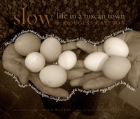 Abbildung von: Slow: Life in a Tuscan Town - Welcome Enterprises, Inc