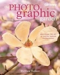 Cover: The Photo-graphic Garden - Rodale Incorporated