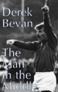 Abbildung von: The Man in the Middle - Seren