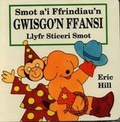 Cover: Cyfres Smot: Smot a'i Ffrindiau'n Gwisgo'n Ffansi - Llyfr Sticeri Smot - Gomer Press