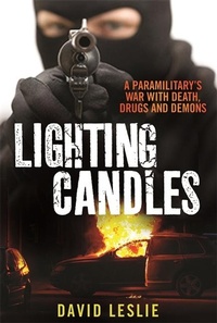Abbildung von: Lighting Candles - Black and White Publishing