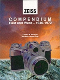 Abbildung von: Zeiss Collector's Guide to Cameras, 1940-71 - Hove Books