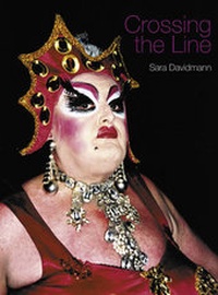 Enlarge image Cover: Crossing the Line - Dewi Lewis Publishing