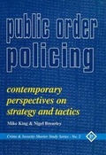 Bild: Public Order Policing - Perpetuity Press Ltd