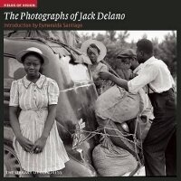 Abbildung von: Photographs of Jack Delano: Fields of Vision - D Giles Ltd