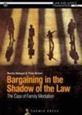 Abbildung von: Bargaining in the Shadow of the Law - Themis Press