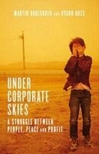 Abbildung von: Under Corporate Skies: A sruggle between people, place and profit - Fremantle Press
