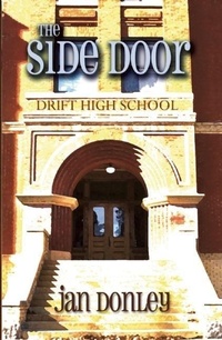 Abbildung von: The Side Door - Spinsters Ink Books