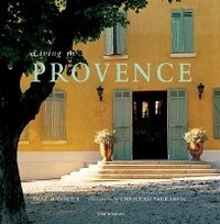 Enlarge image Cover: Living in Provence - Flammarion