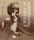 Cover: A History of Photography - Flammarion