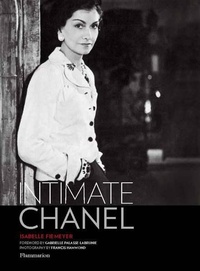 Enlarge image Cover: Intimate Chanel - Flammarion