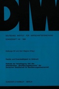 Cover: Familie und Erwerbst&auml;tigkeit im Umbruch. - Duncker & Humblot