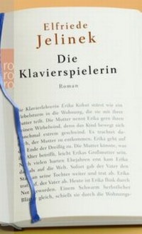 Abbildung von: Die Klavierspielerin - Rowohlt Taschenbuch