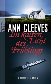 Abbildung von: Im kalten Licht des Frühlings - Rowohlt Taschenbuch