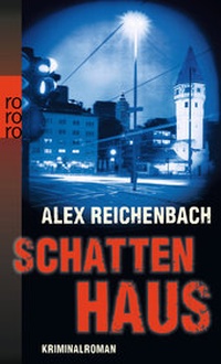 Abbildung von: Schattenhaus - Rowohlt Taschenbuch