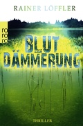 Cover: Blutd&auml;mmerung - Rowohlt Taschenbuch