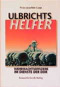 Cover: Ulbrichts Helfer - Bernard & Graefe