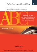 Cover: Forschen im Feld der Alphabetisierung und Grundbildung. Ein Werkstattbuch - Waxmann Verlag GmbH
