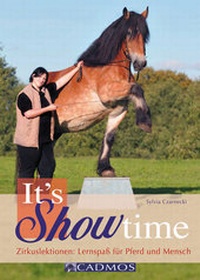 Abbildung von: It's Showtime - Cadmos Verlag