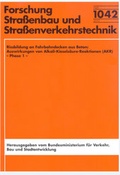 Cover: Rissbildung an Fahrbahndecken aus Beton: Auswirkungen von Alkali-Kiesels&auml;ure-Reaktionen (AKR) - Phase 1- - Fachverlag NW in Carl Ed. Sch&uuml;nemann KG