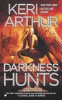 Cover: Darkness Hunts - Signet