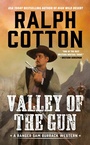 Cover: Valley of the Gun - Berkley Publishing Corporation,U.S.