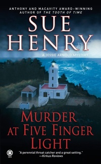 Enlarge image Cover: Murder at Five Finger Light - Berkley Publishing Corporation,U.S.