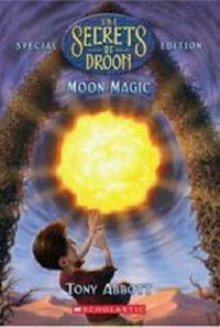 Enlarge image Cover: Moon Magic - Scholastic US