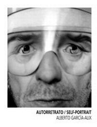 Abbildung von: Selfportraits - La Fabrica
