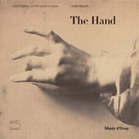 Enlarge image Cover: The Hand - Five Continents Editions