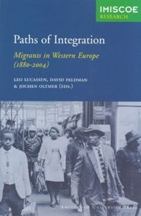 Enlarge image Cover: Paths of Integration - Amsterdam University Press