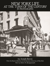 Abbildung von: New York Life at the Turn of the Century in Photographs - Dover Publications